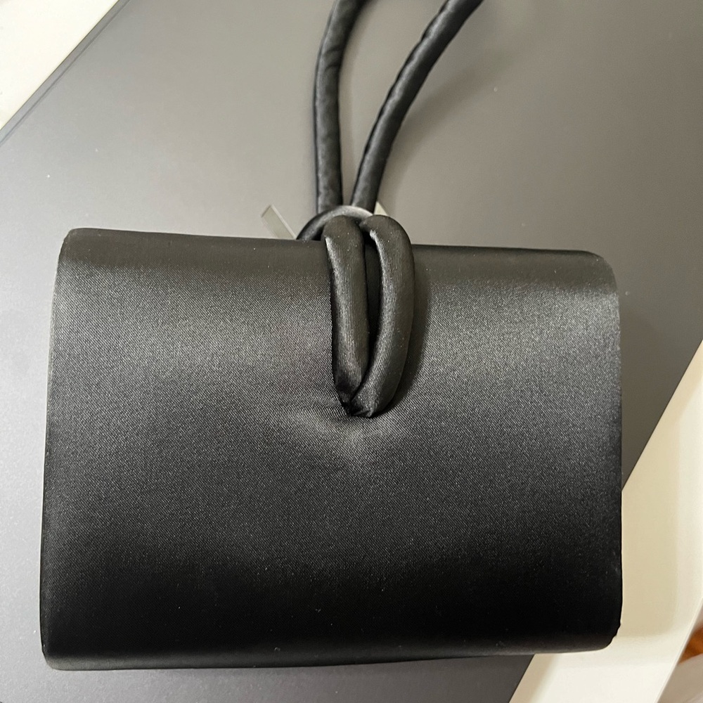 Valerie Stevens Black Satin Knot-Detail Evening Clutch